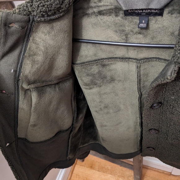 Banana Republic Sherpa Trucker Jacket - Picture 5 of 6